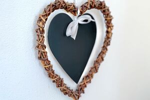 Wohnzimmer Wanddekoration Herz Detail